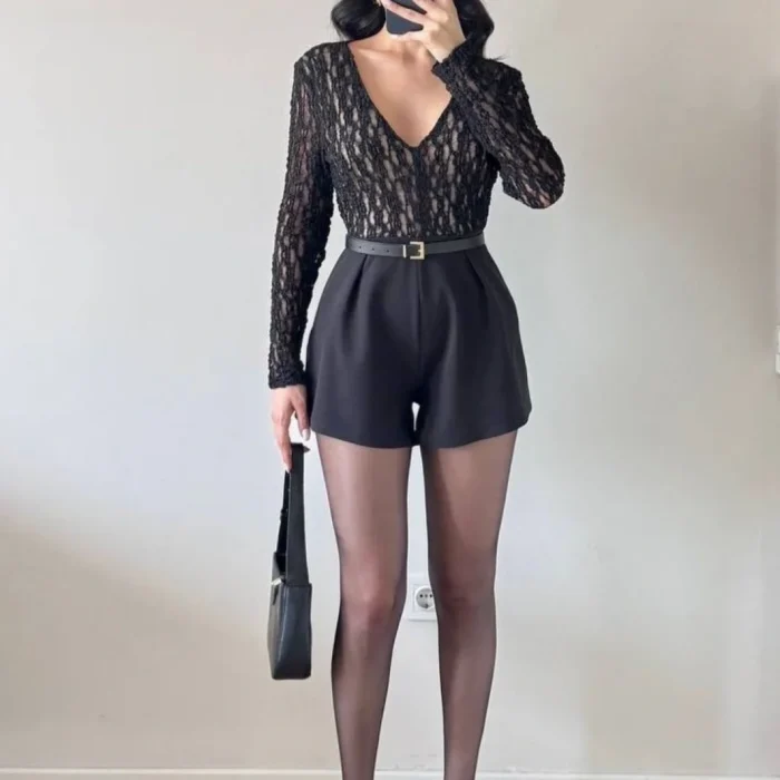 Kadın Siyah Dantel Garnili Şortlu Tulum 1041-2734