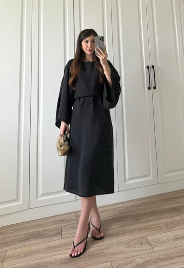 Laila Tensel Basic Kuşaklı Siyah Elbise